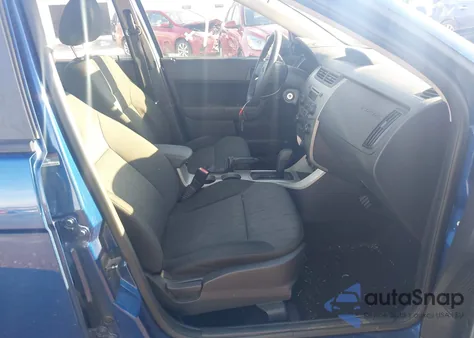 2008 Ford Focus Se/Ses z USA, uszkodzony, nr VIN 1FAHP35N18W137547